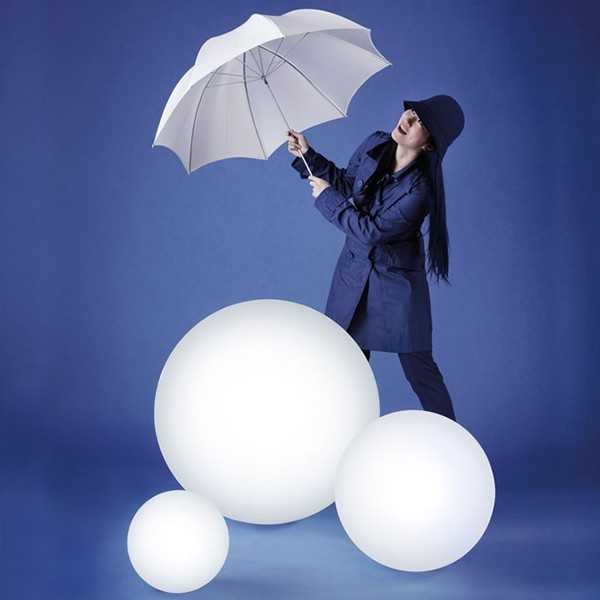 Hedendaags silhouet negatief GLOBO 70 Large Luminous Ball Floor Lamp 70 cm Diameter Timeless Design